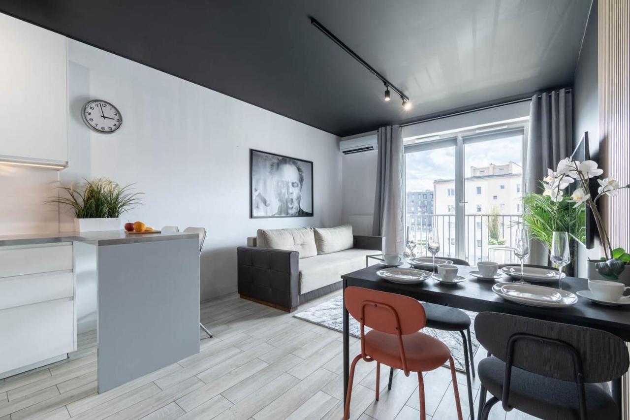 Апартаменти Modern Black Spot Познань